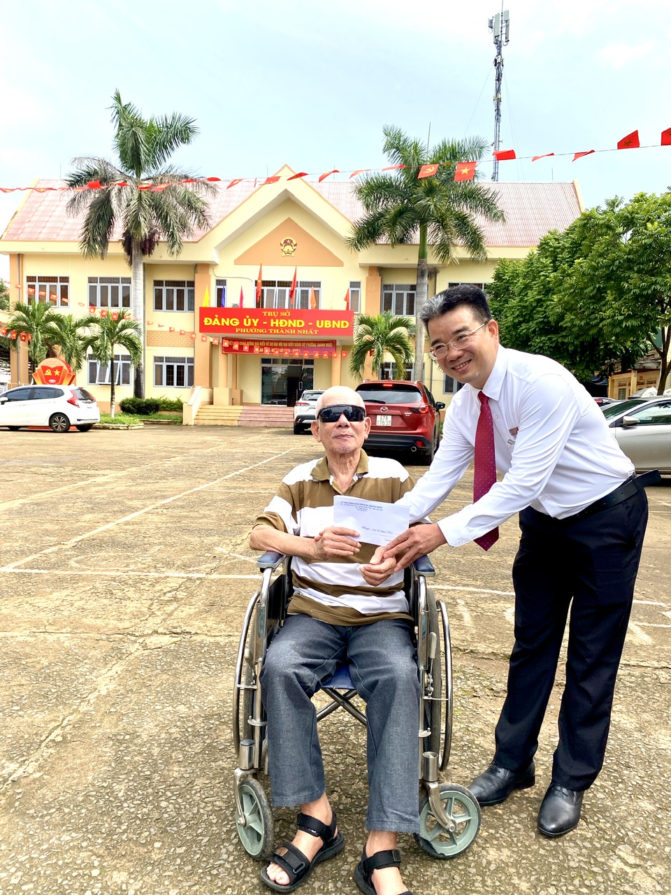 dc Tam tang qua